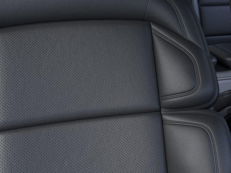 new 2025 Lincoln Navigator car, priced at $109,435