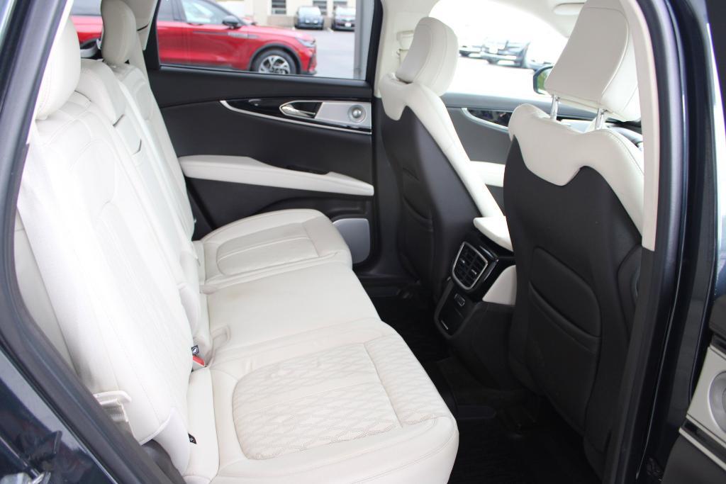 used 2022 Lincoln Nautilus car, priced at $37,847