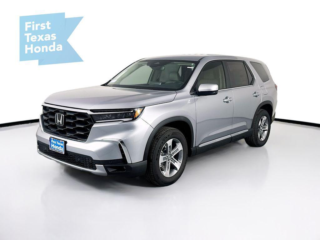 new 2025 Honda Pilot car, priced at $45,434