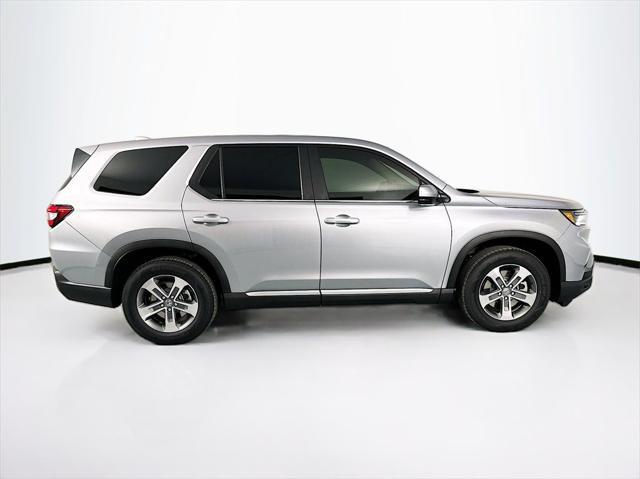 new 2025 Honda Pilot car, priced at $44,431