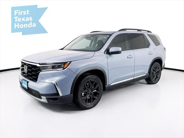new 2025 Honda Pilot car, priced at $49,766