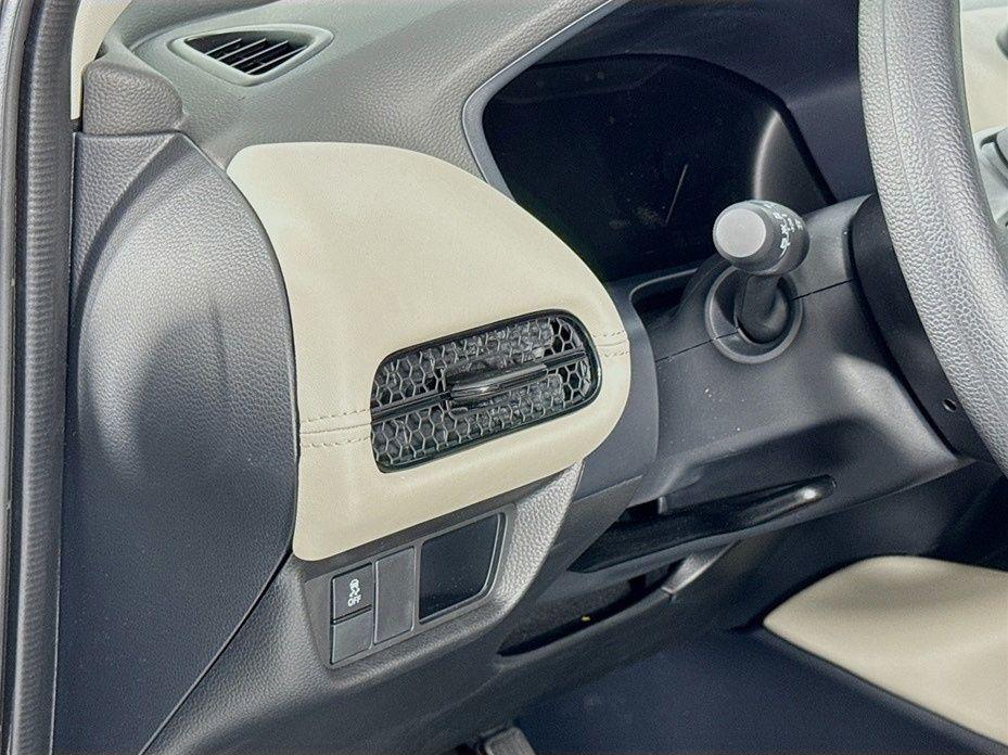 used 2025 Honda HR-V car, priced at $24,487