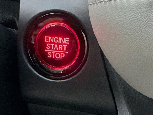 used 2025 Honda HR-V car, priced at $27,997