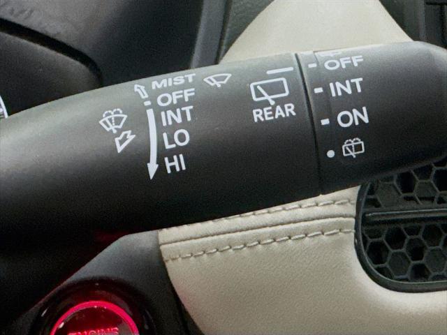 used 2025 Honda HR-V car, priced at $27,997