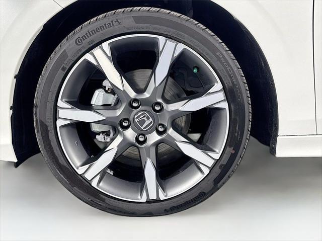 used 2025 Honda Civic Hybrid car, priced at $32,777