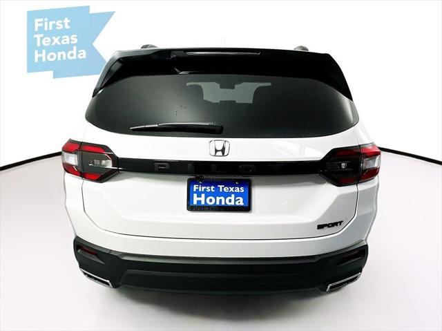 new 2025 Honda Pilot car, priced at $41,586