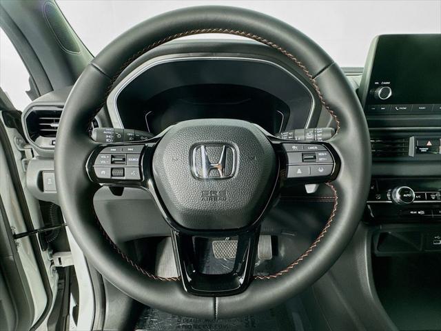used 2025 Honda Pilot car, priced at $39,987
