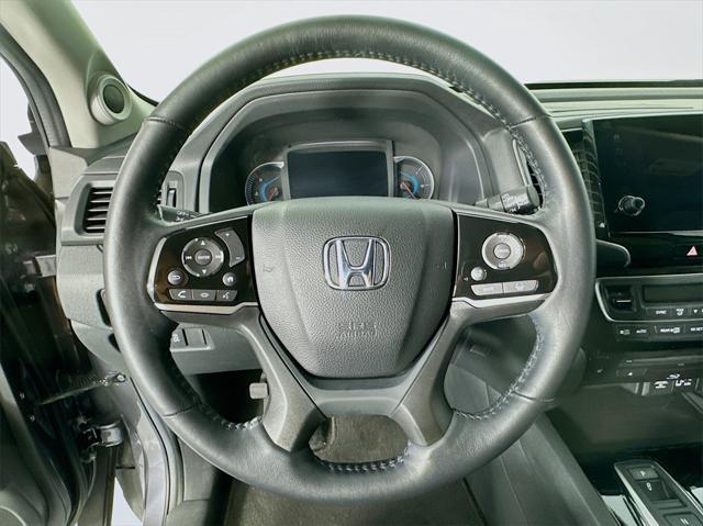 used 2022 Honda Pilot car, priced at $32,898