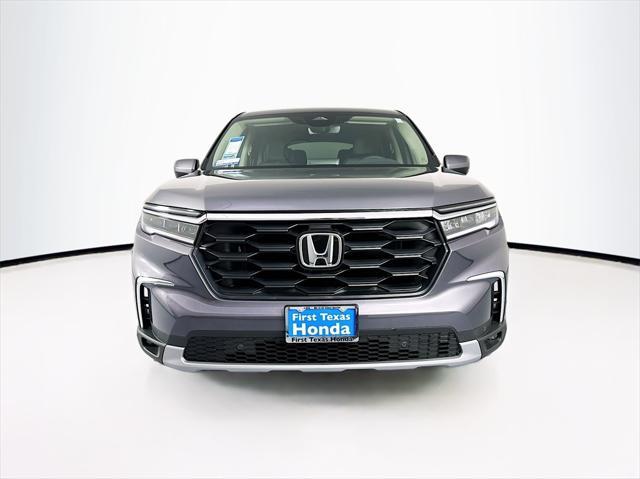 new 2025 Honda Pilot car, priced at $44,895