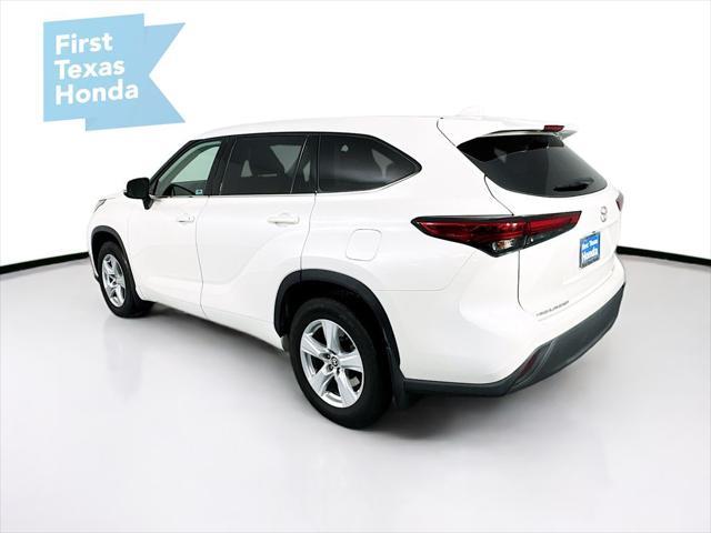 used 2021 Toyota Highlander car, priced at $27,757