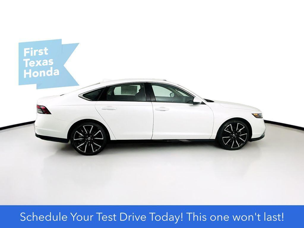 new 2025 Honda Accord Hybrid car, priced at $39,312