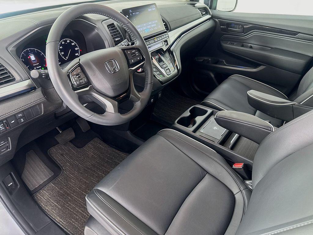 used 2025 Honda Odyssey car, priced at $42,787