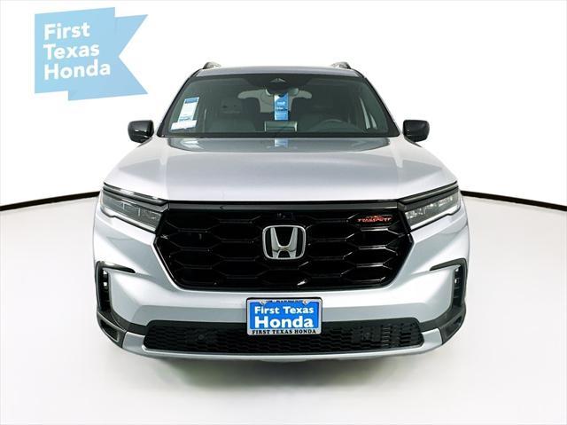 new 2025 Honda Pilot car, priced at $50,795