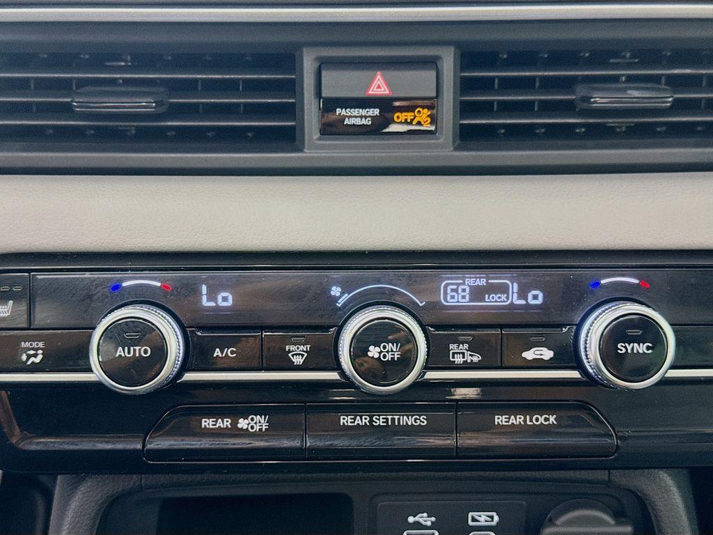 used 2025 Honda Pilot car, priced at $48,950