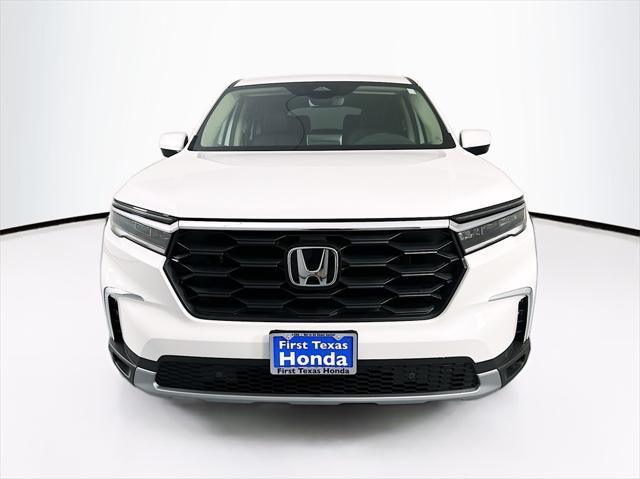 new 2025 Honda Pilot car, priced at $47,450