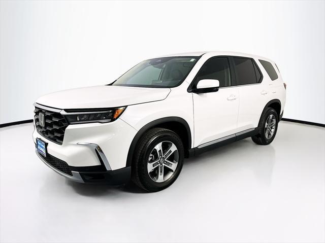 new 2025 Honda Pilot car, priced at $47,450