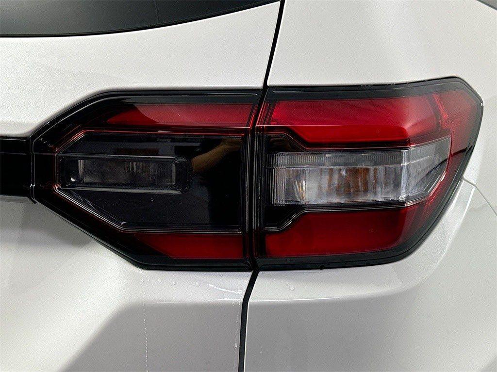 used 2025 Honda Pilot car, priced at $42,105