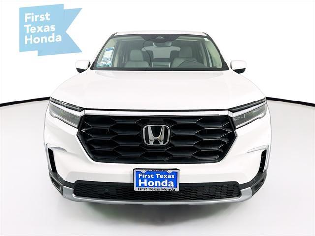 used 2025 Honda Pilot car, priced at $42,945