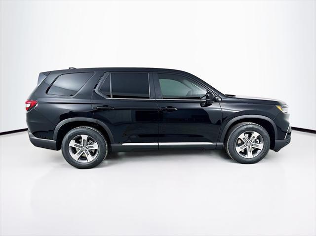 new 2025 Honda Pilot car, priced at $44,895