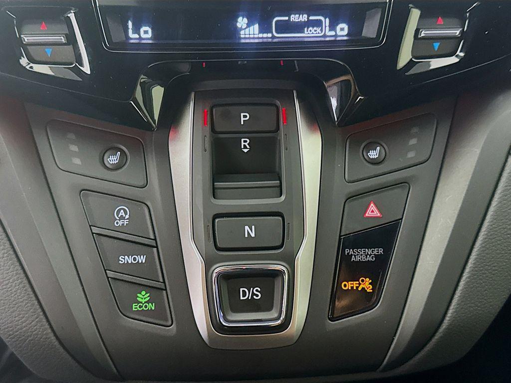 new 2026 Honda Odyssey car, priced at $46,210