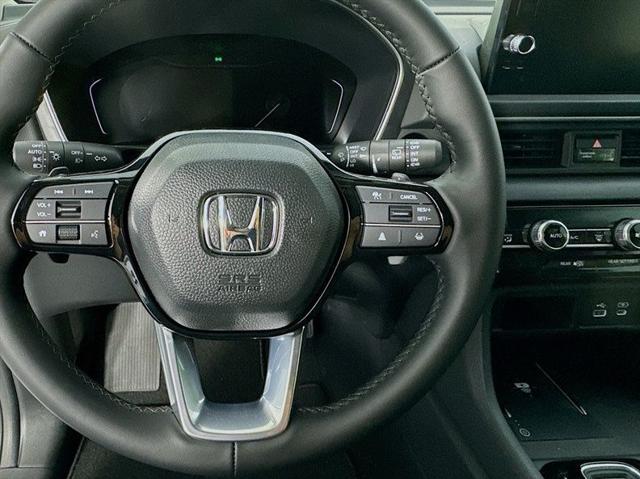 used 2025 Honda Pilot car, priced at $45,897