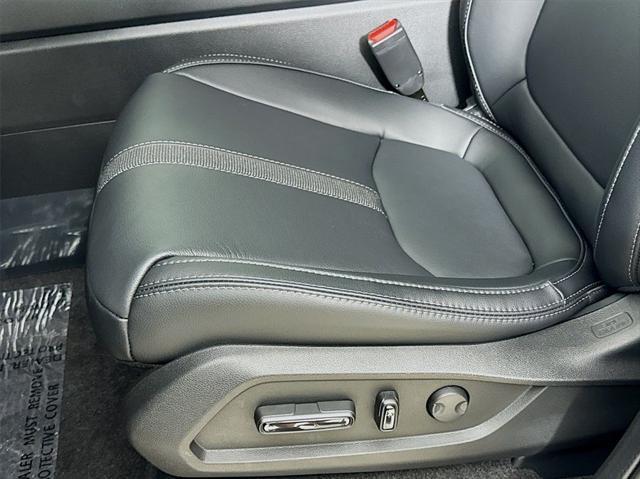 new 2025 Honda Pilot car, priced at $44,043