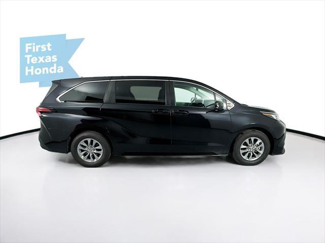 used 2022 Toyota Sienna car, priced at $33,687