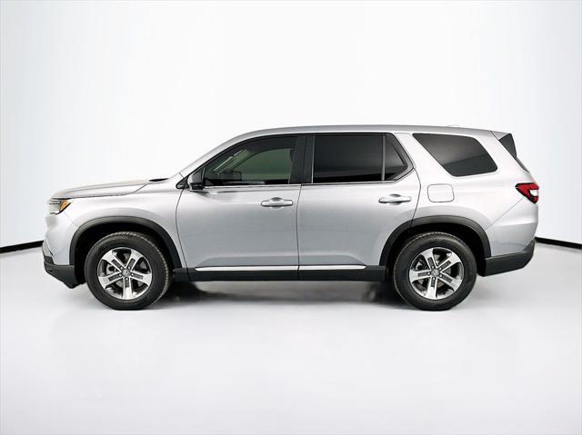 new 2025 Honda Pilot car, priced at $43,602