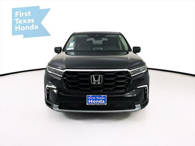 new 2025 Honda Pilot car, priced at $46,995