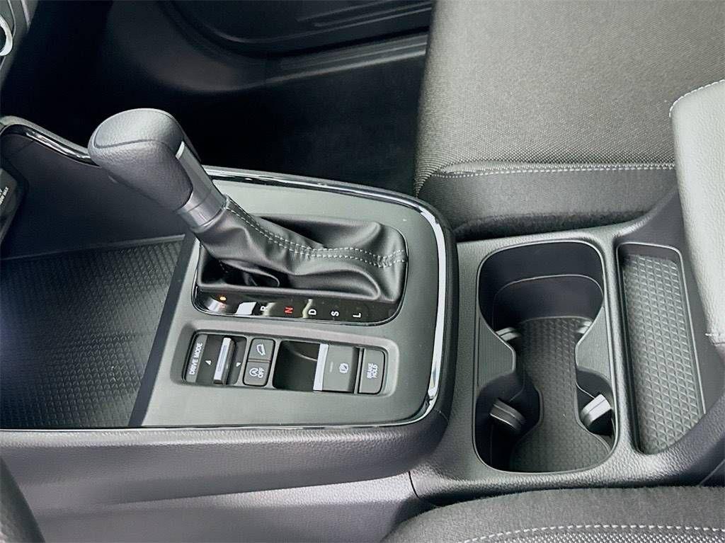 used 2025 Honda CR-V car, priced at $34,426