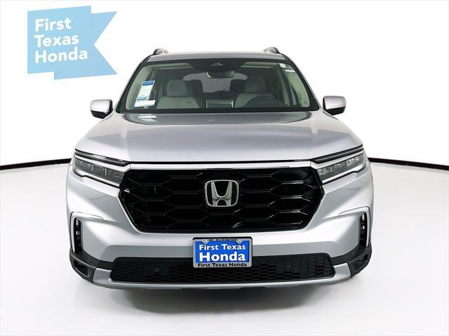 new 2025 Honda Pilot car, priced at $48,895