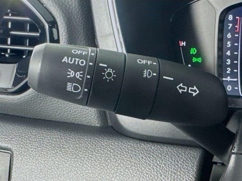 new 2025 Honda Pilot car, priced at $54,044