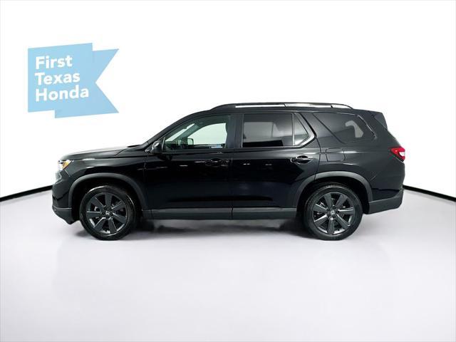 used 2025 Honda Pilot car, priced at $39,987