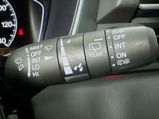 used 2025 Honda Pilot car, priced at $39,987
