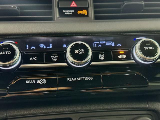 used 2025 Honda Pilot car, priced at $39,987