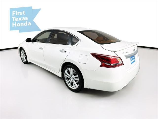 used 2013 Nissan Altima car, priced at $9,997