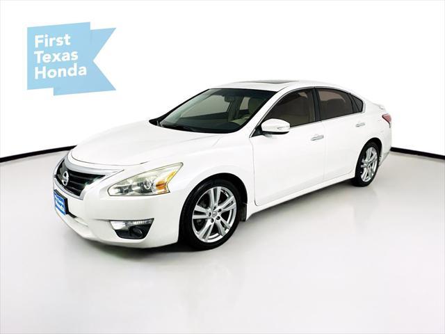 used 2013 Nissan Altima car, priced at $9,997