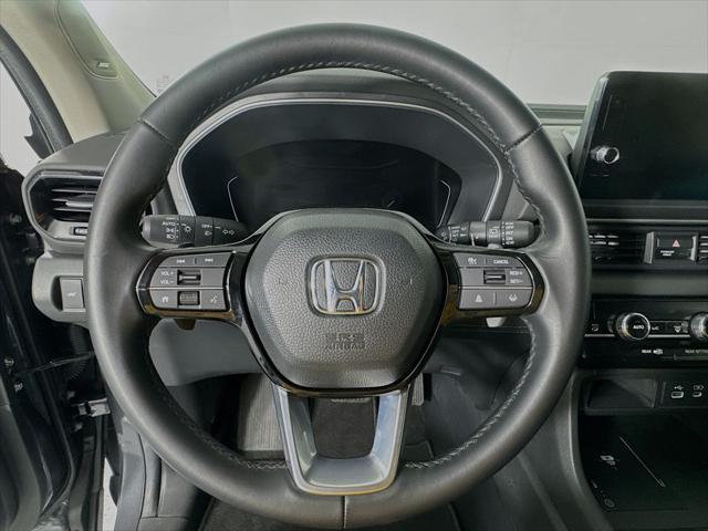 used 2025 Honda Pilot car, priced at $44,311