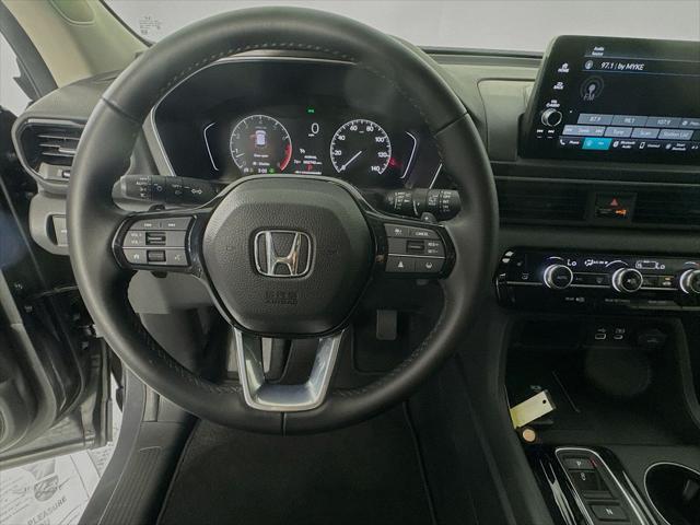used 2025 Honda Pilot car, priced at $44,950