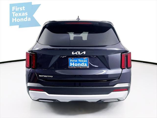 used 2025 Kia Sorento car, priced at $29,487