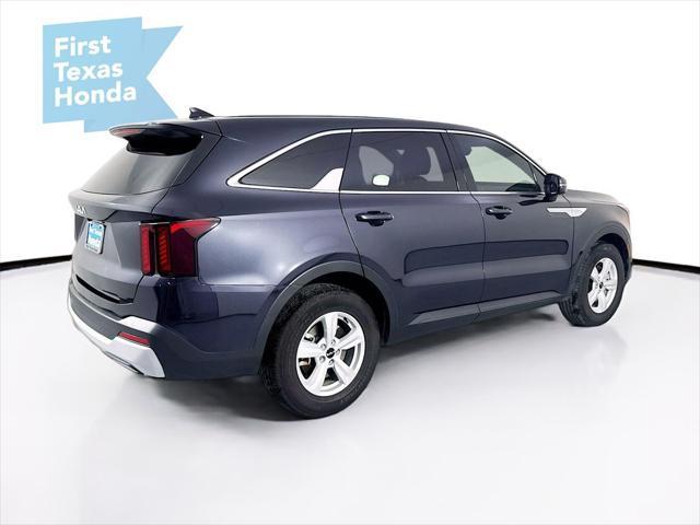 used 2025 Kia Sorento car, priced at $29,487