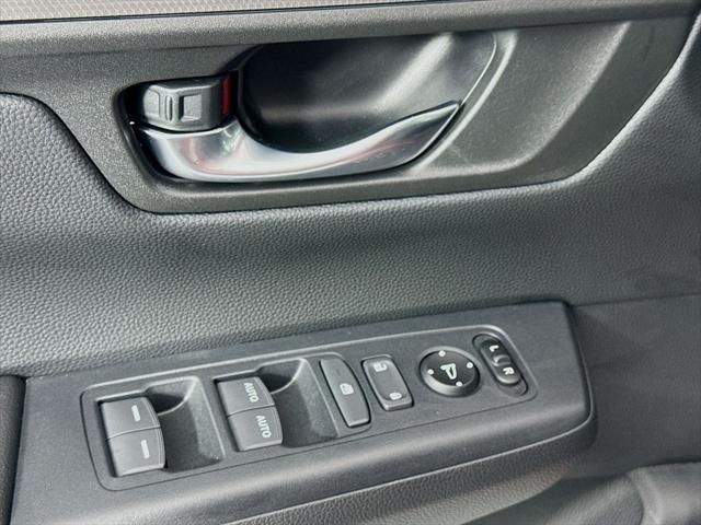 used 2025 Honda CR-V Hybrid car, priced at $37,497