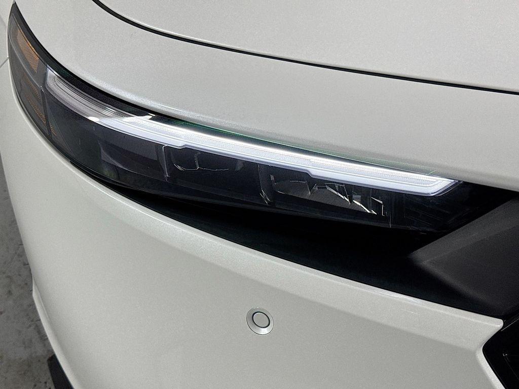 new 2025 Honda Accord Hybrid car, priced at $39,312