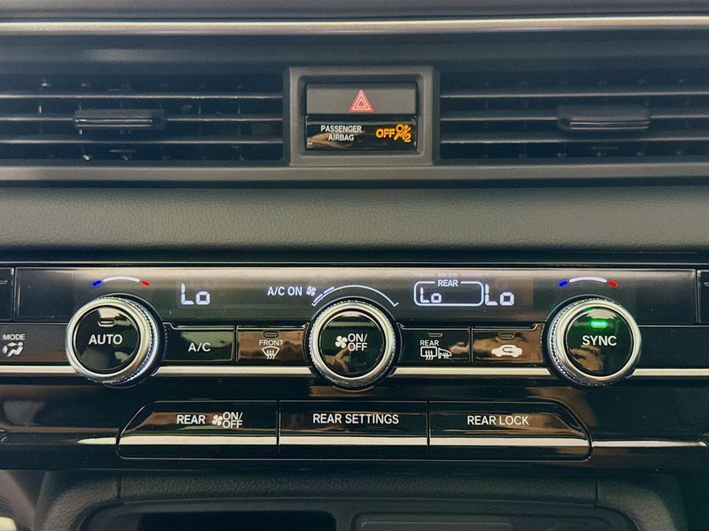 new 2025 Honda Pilot car, priced at $51,362