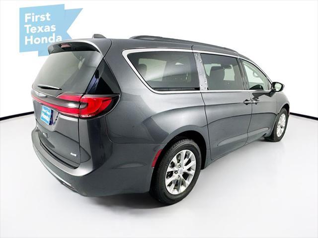 used 2022 Chrysler Pacifica car, priced at $27,987