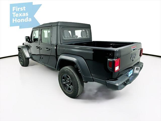 used 2022 Jeep Gladiator car, priced at $30,228