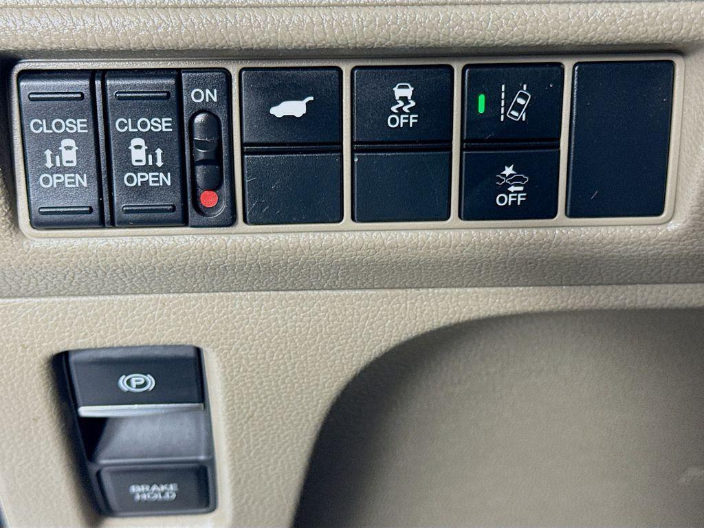 used 2020 Honda Odyssey car, priced at $27,487