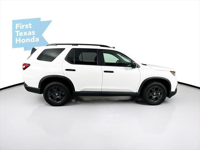 used 2025 Honda Pilot car, priced at $47,787