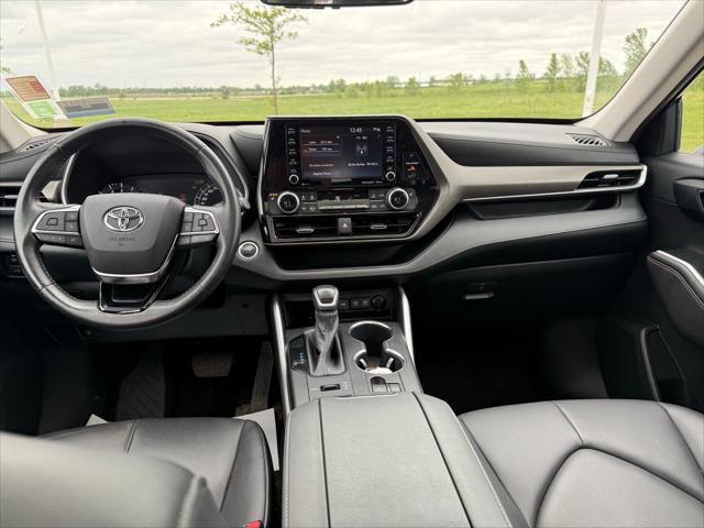 used 2020 Toyota Highlander car, priced at $34,977