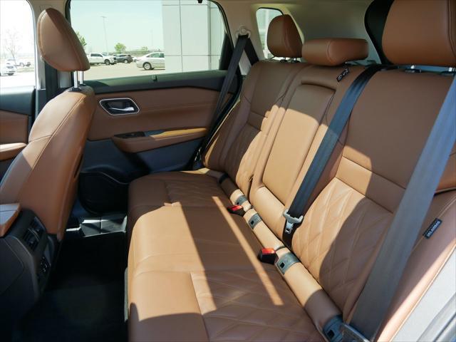 new 2025 Nissan Rogue car, priced at $43,665